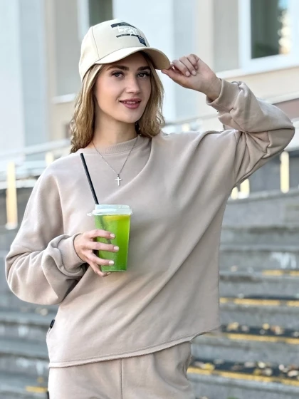 Свитшот женский оверсайз 210-3Б трехнитка с бархатным эффектом