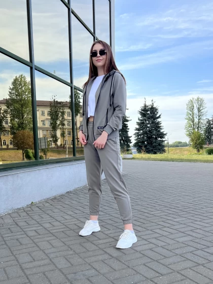 Худи на замке женское 140-1ФТ двухнитка