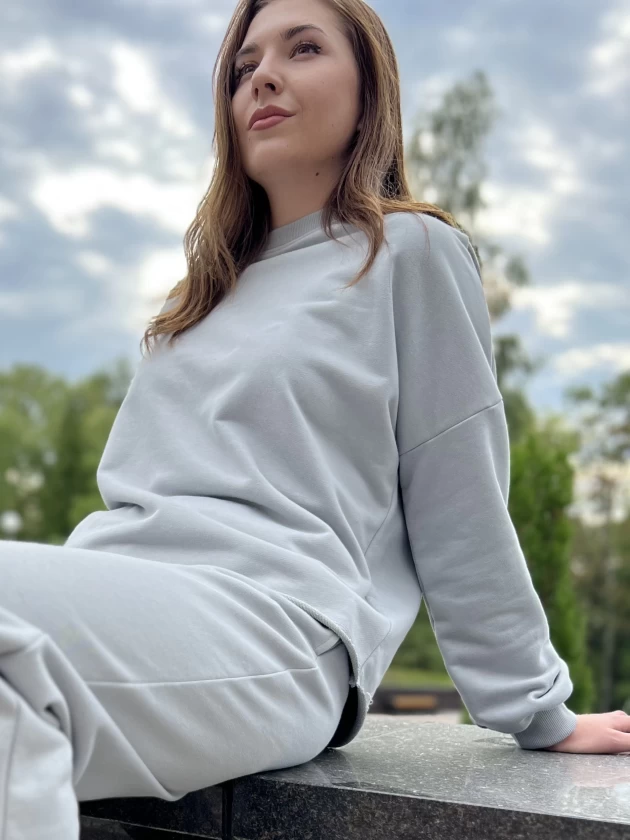 Свитшот женский оверсайз 210-3Д трехнитка